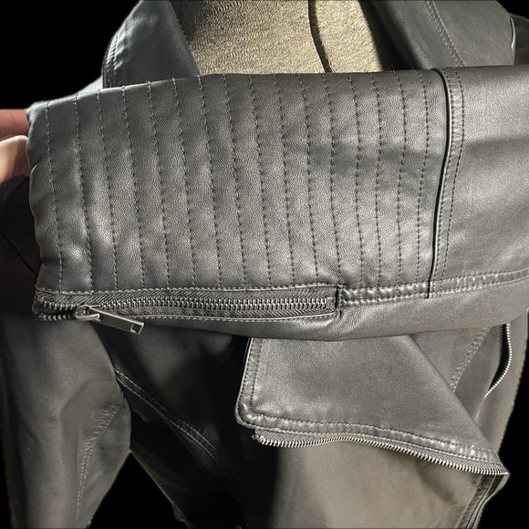 Universal Thread Faux Leather Moto Jacket XL - Picture 4 of 7